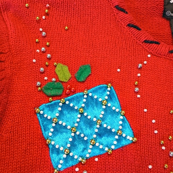 Designers Originals STUDIO‎ JOY Sweater M Red Cardigan Christmas Gifts Presents - Picture 11 of 16